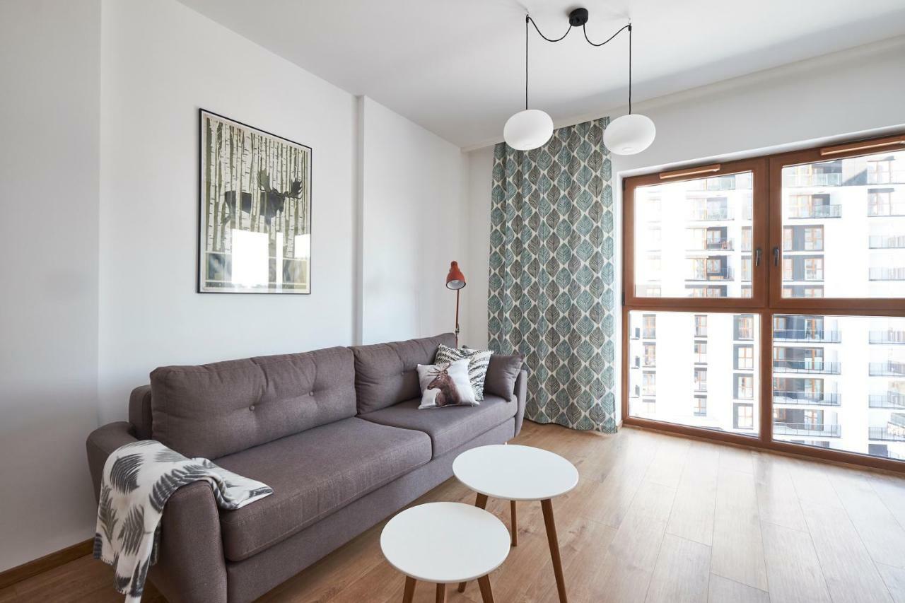 Modern Apartment In ワルシャワ エクステリア 写真