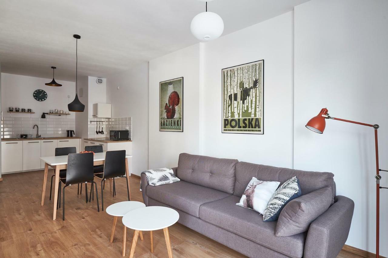Modern Apartment In ワルシャワ エクステリア 写真