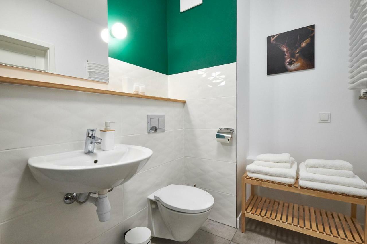 Modern Apartment In ワルシャワ エクステリア 写真